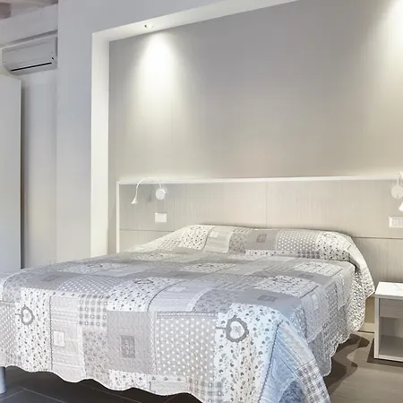 Bed & Breakfast Agora 3*