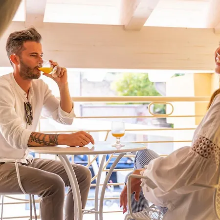 Agora B&B 네그라르