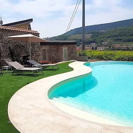 Agora Bed & Breakfast Negrar