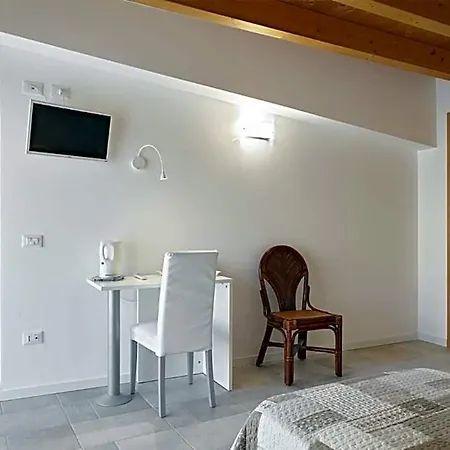 Agora Bed & Breakfast