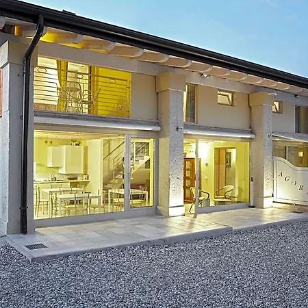 Bed & Breakfast Agora 4*