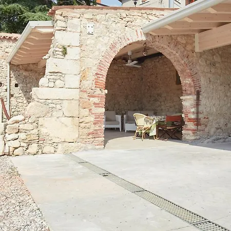 Agora Bed and Breakfast