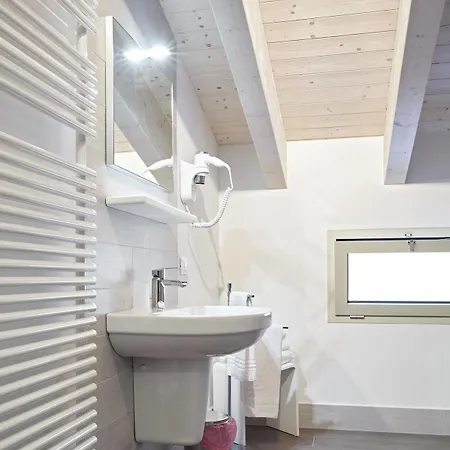 Bed and Breakfast Agora