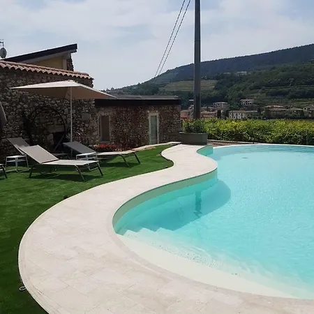 Bed & Breakfast Agora 4*