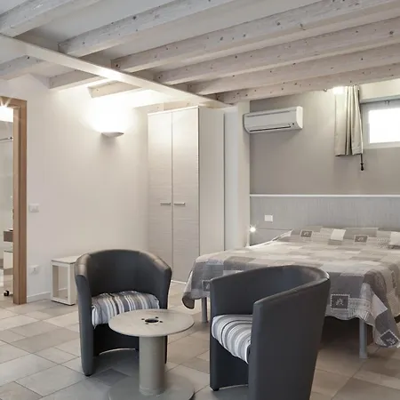 B&B Agora 네그라르