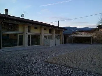 Agora Bed & Breakfast 4*