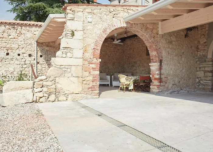 Agora Bed & Breakfast