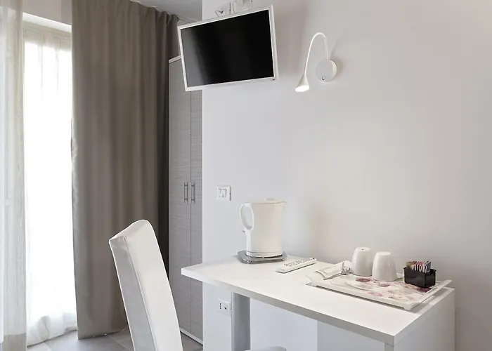 Agora Bed & Breakfast 4*